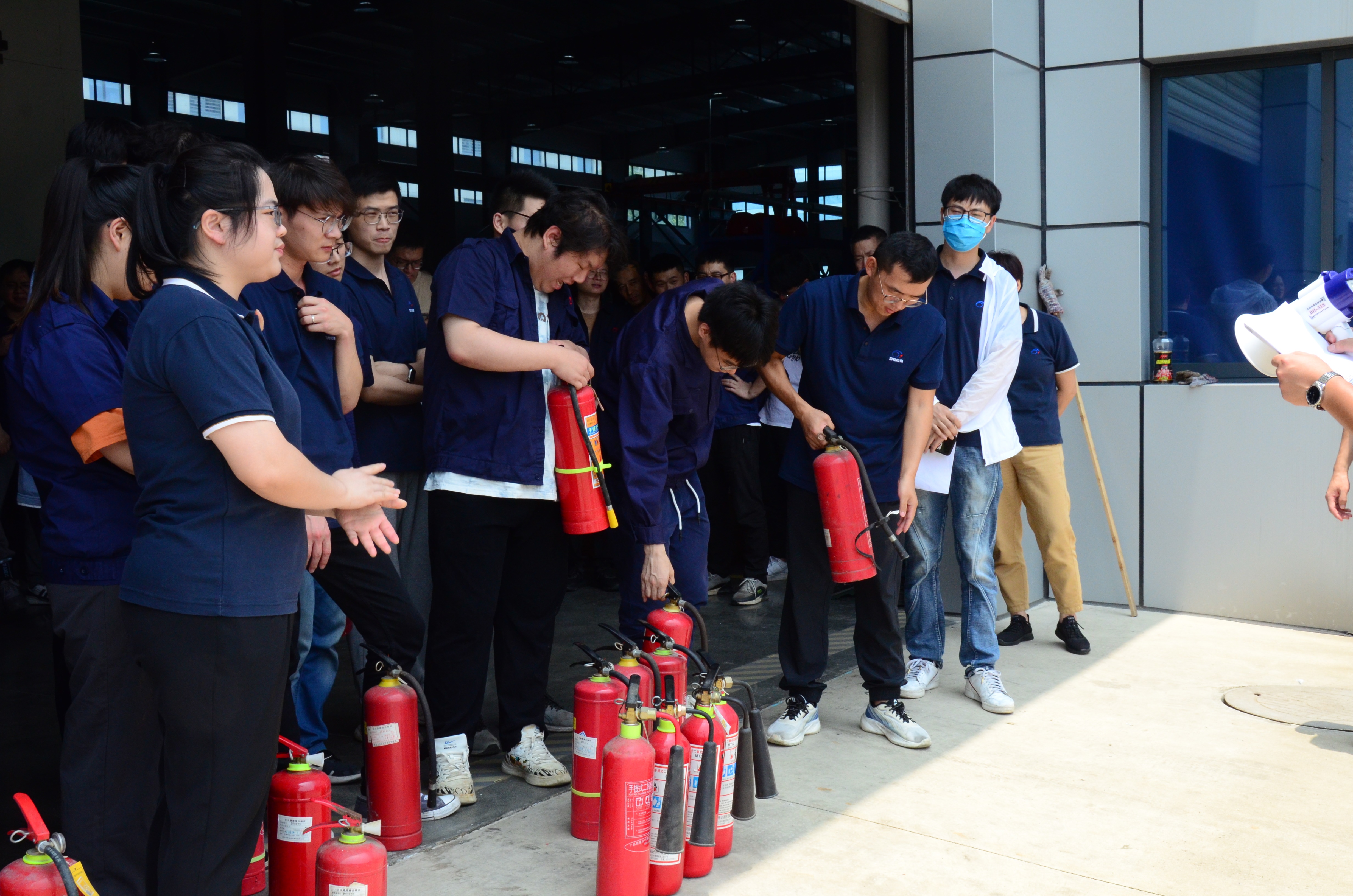 人人講安全！個(gè)個(gè)會(huì)應(yīng)急！02