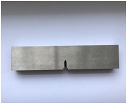 三點彎曲(SE(B))試樣(跨距最大至280mm) 三點彎曲(SE(B))試樣(跨距最大至280mm)